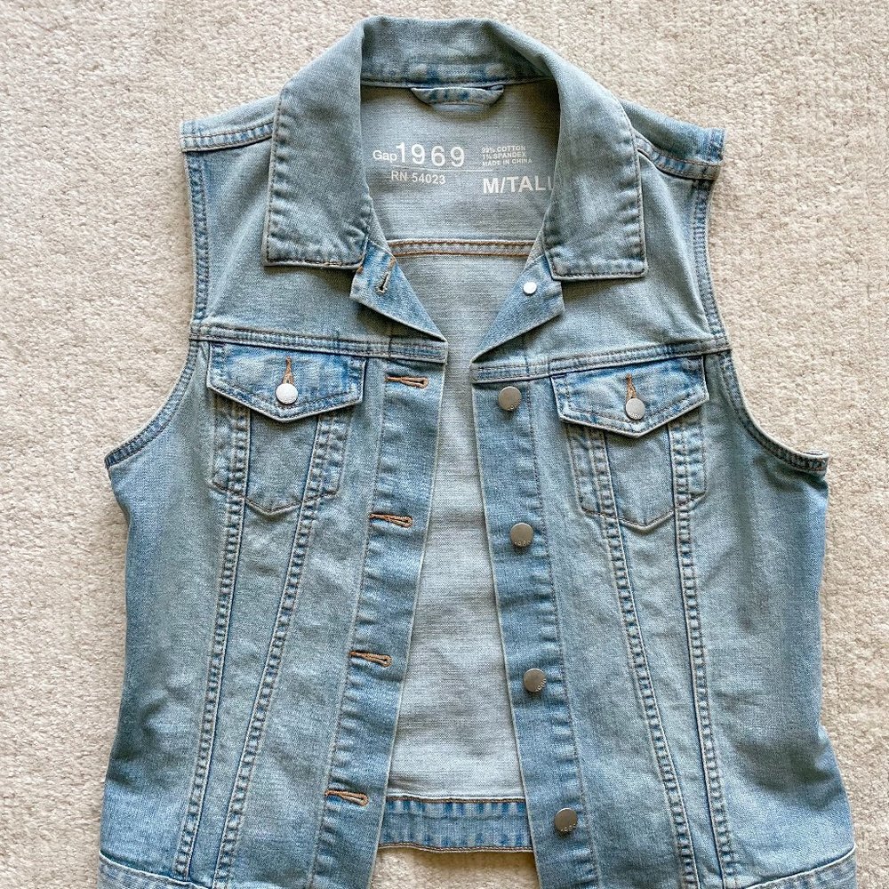 Gap Denim Vest | Size: M (Tall)